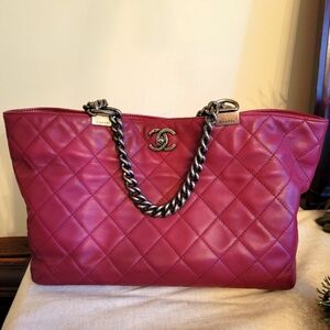 Pre-loved Authentic Chanel Quilted Calfskin Tote